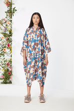 Load image into Gallery viewer, WeDu x Pothos Print Poncho